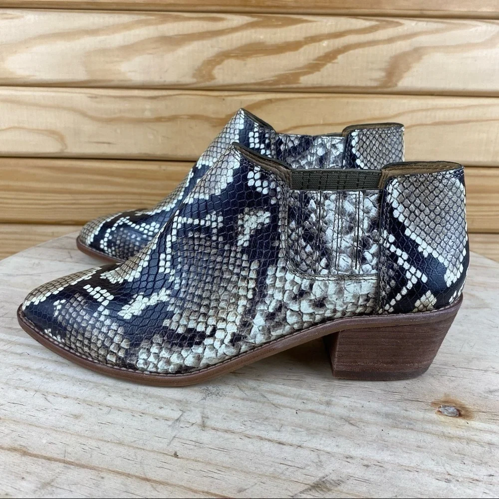 Madewell 6 US Sonia M3463 Snake Embossed Leather Ankle Boots Chelsea Booties NEW